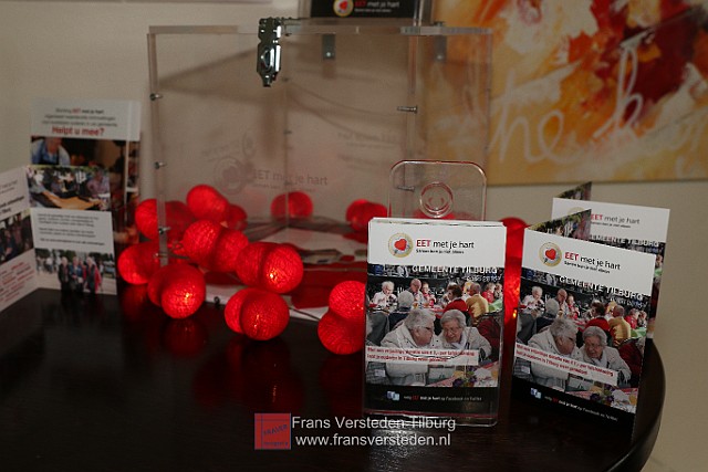 20151220 eetmetjehart kerstdiner2015 frans versteden fotografie tilburginbeeld FRVE9686.jpg